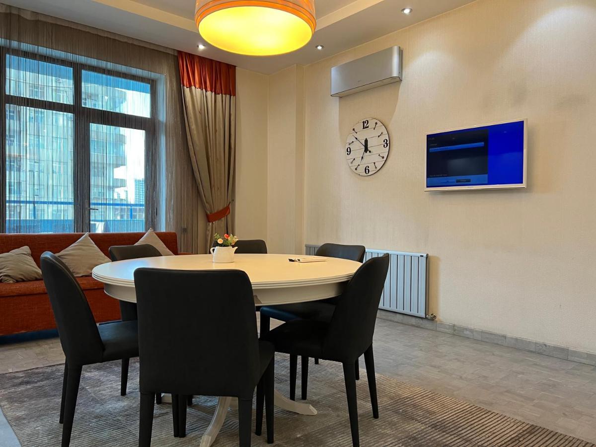 Megafun Luxury Family Apartment Baku Exterior photo
